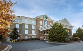Holiday Inn Express & Suites Greensboro - Airport Area By Ihg